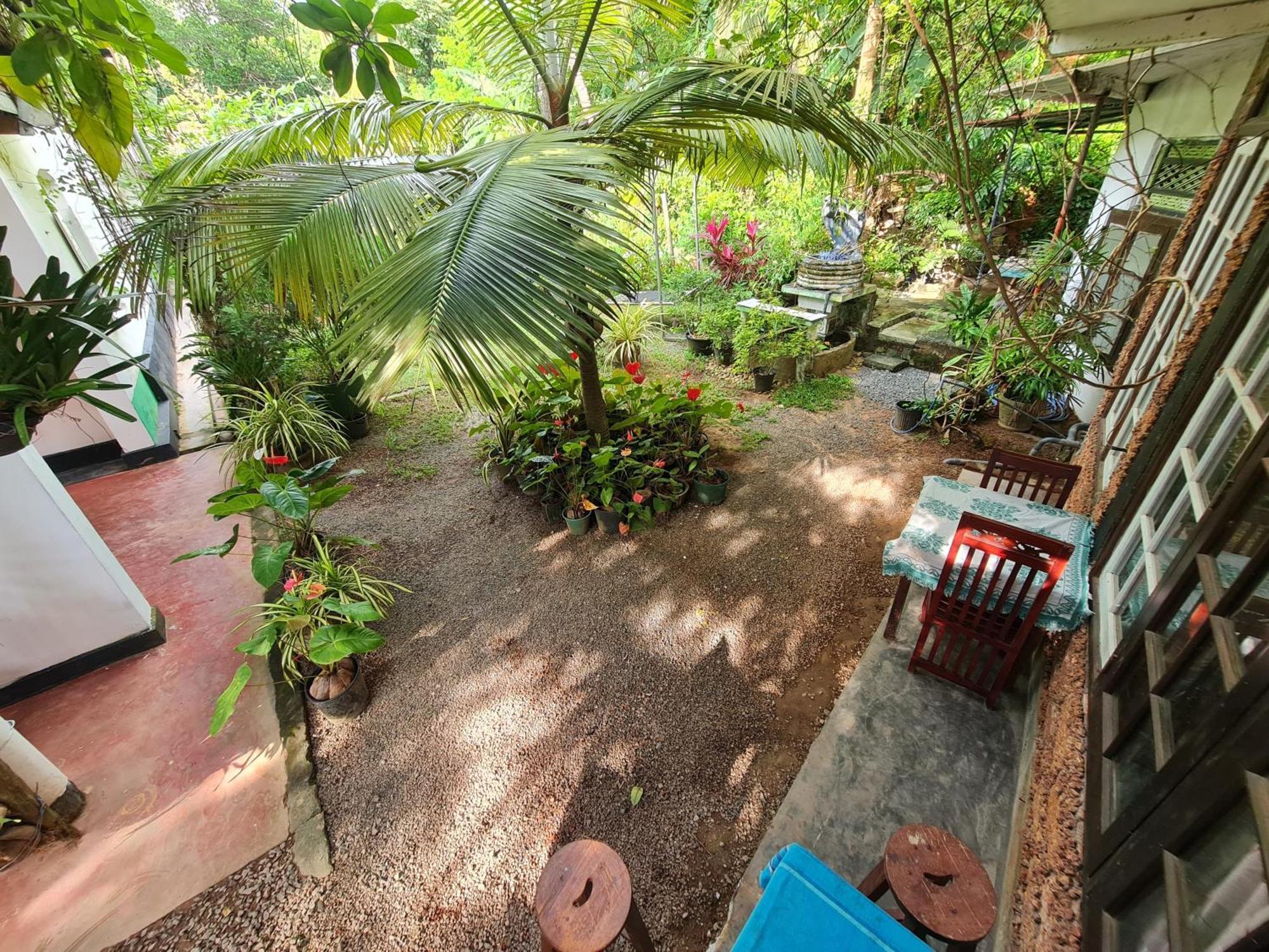 Hill Side Kings Villa Hikkaduwa Exterior foto