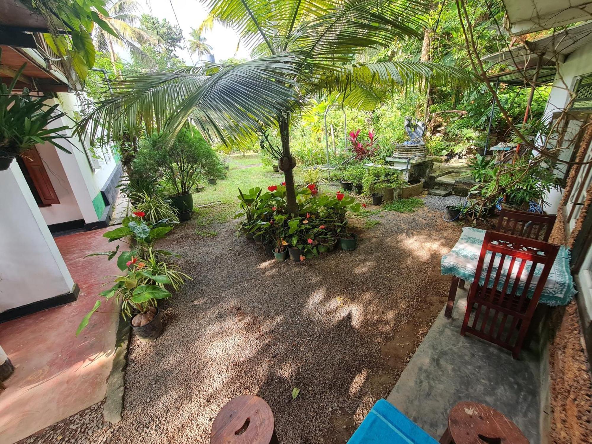 Hill Side Kings Villa Hikkaduwa Exterior foto